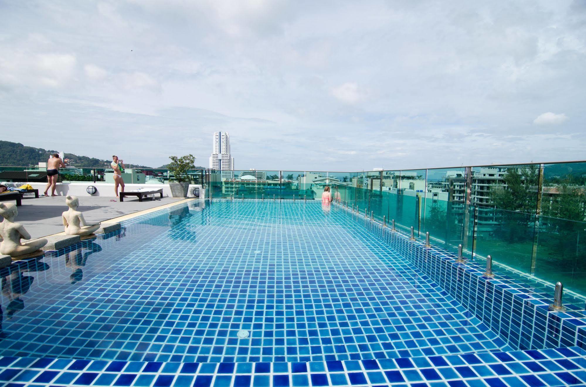 Mirage Express Patong Phuket Hotel Exteriör bild